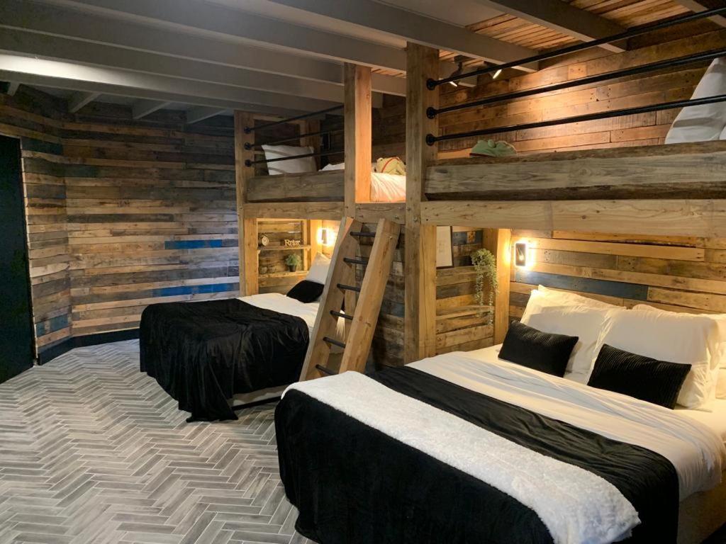 Bed and Breakfast Sleepzzz Heusden  Exterior foto